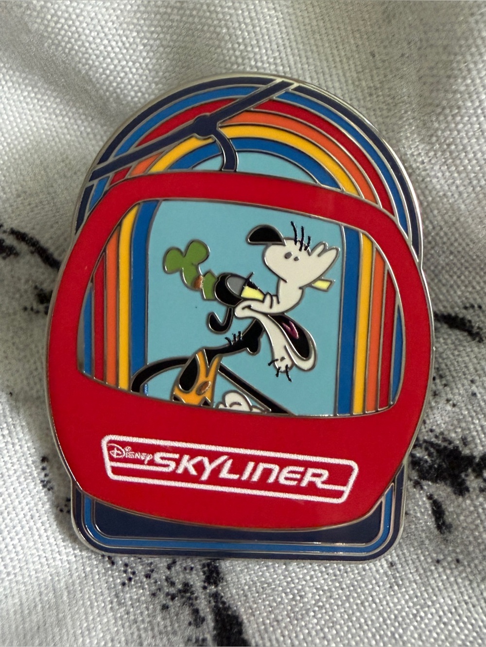 Disney | NWOT Goofy Skyliner Pin